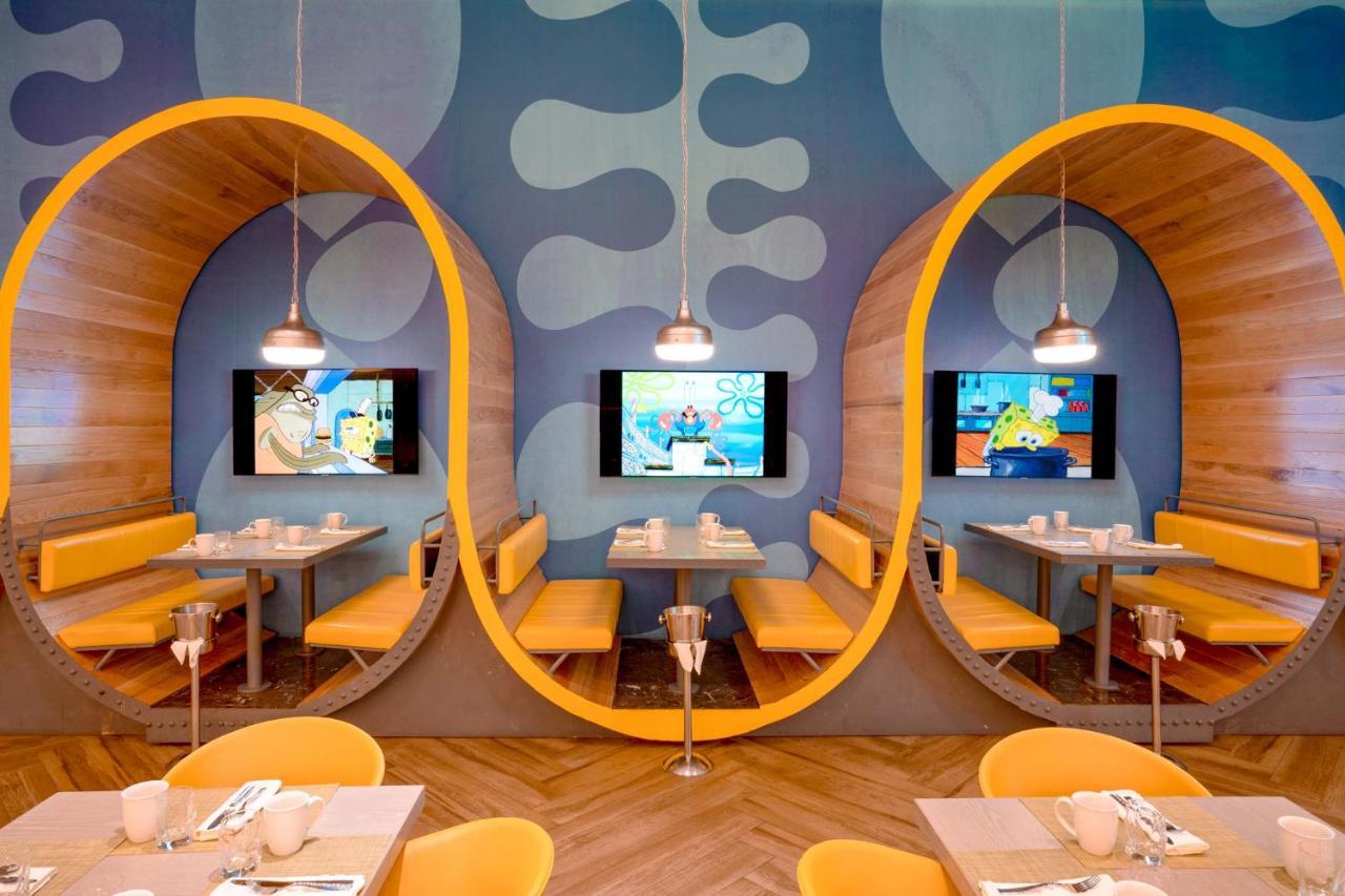 Nickelodeon Hotels & Resorts Riviera Maya Пуэрто-Морелос Экстерьер фото The interior of a Burger King in the United States