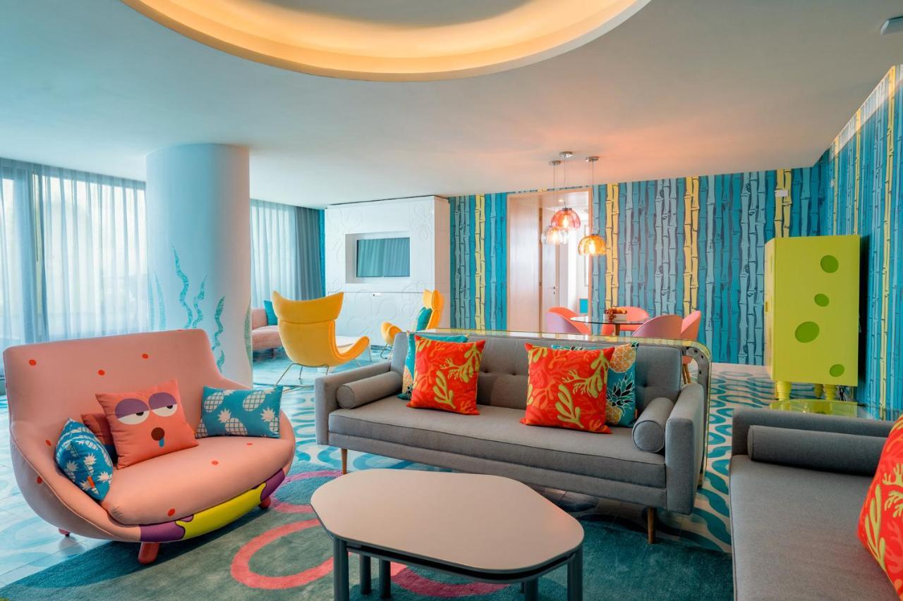 Nickelodeon Hotels & Resorts Riviera Maya Пуэрто-Морелос Экстерьер фото A suite at the hotel
