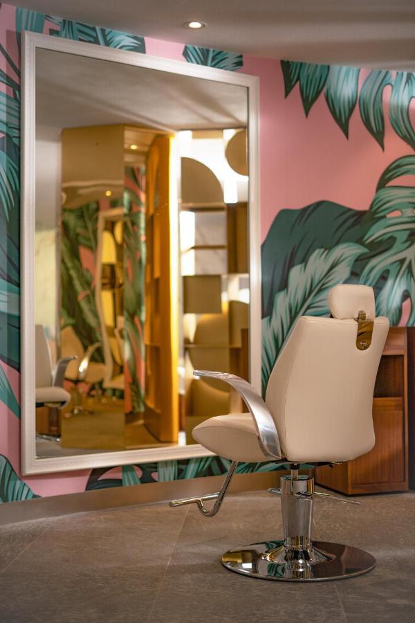 Nickelodeon Hotels & Resorts Riviera Maya Пуэрто-Морелос Экстерьер фото The interior of a salon