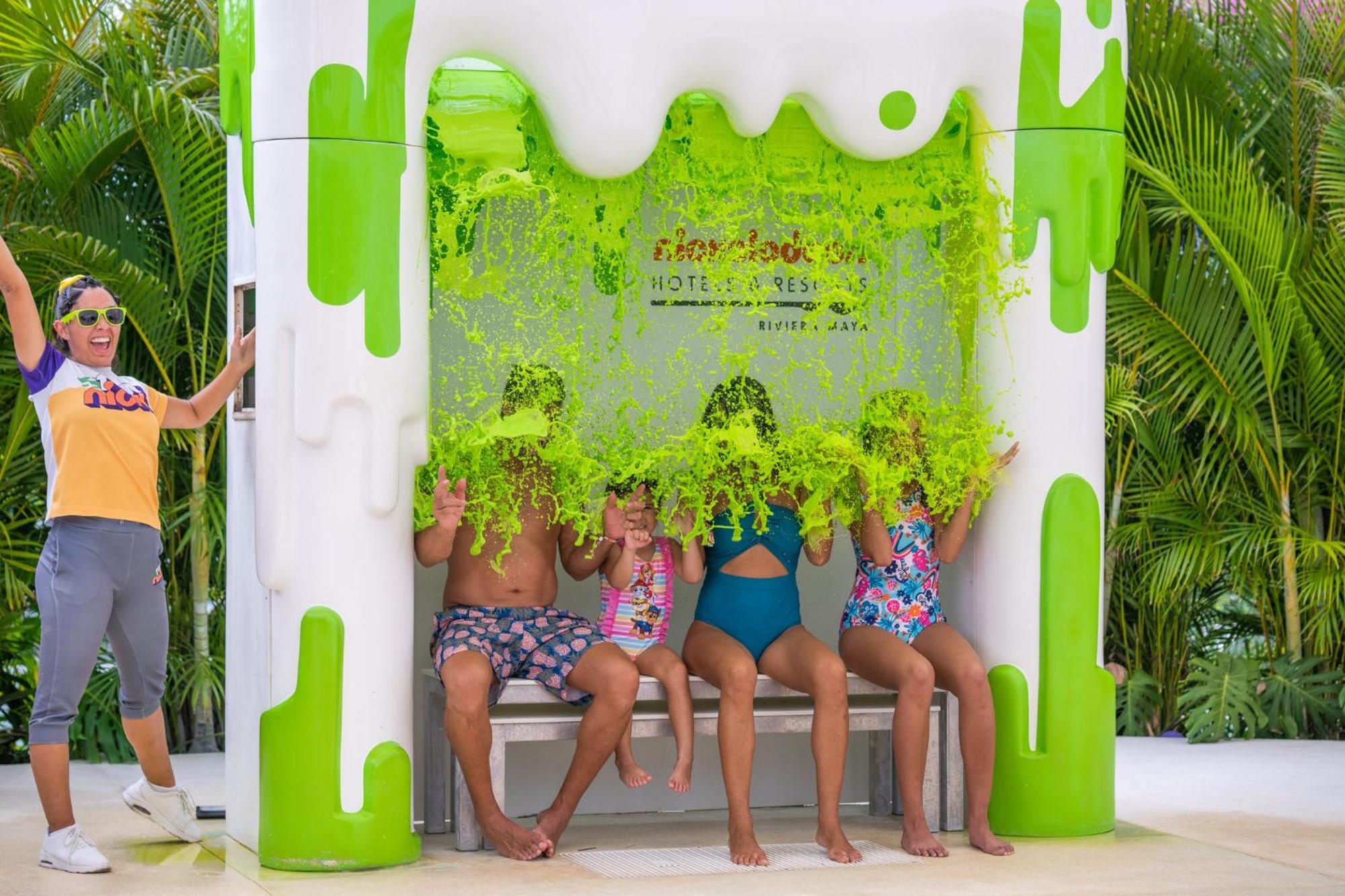 Nickelodeon Hotels & Resorts Riviera Maya Пуэрто-Морелос Экстерьер фото The Green Slime